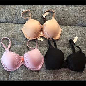 Lot of NWT Victoria’s Secret Bras 32DD
